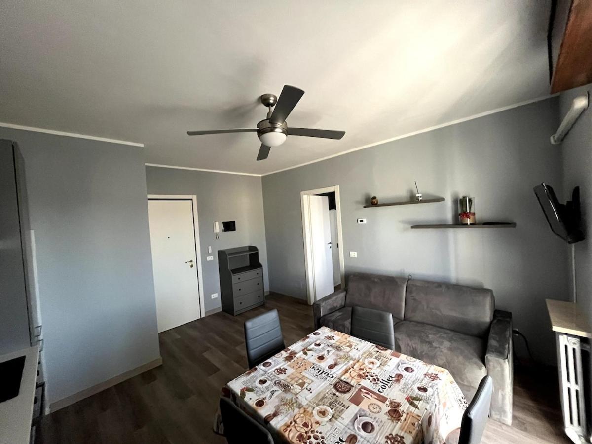 Appartement Bilocale Con Netflix Incluso à Lodi Extérieur photo